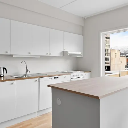 Downtown - The View * Tromsø